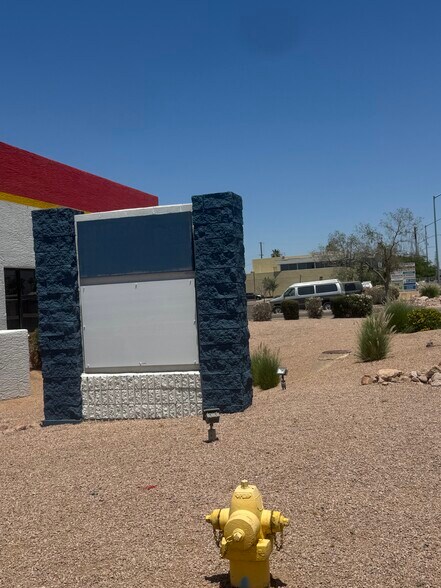 More Photos Of 116 N Lindsay Rd, Mesa Unknown For Lease