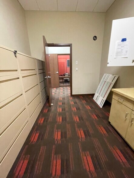 More Photos Of 84 N Plank Rd, Newburgh Storefront For Lease