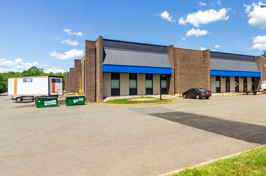 More Photos Of 45 Everett Dr, Princeton Junction Light Distribution For Lease