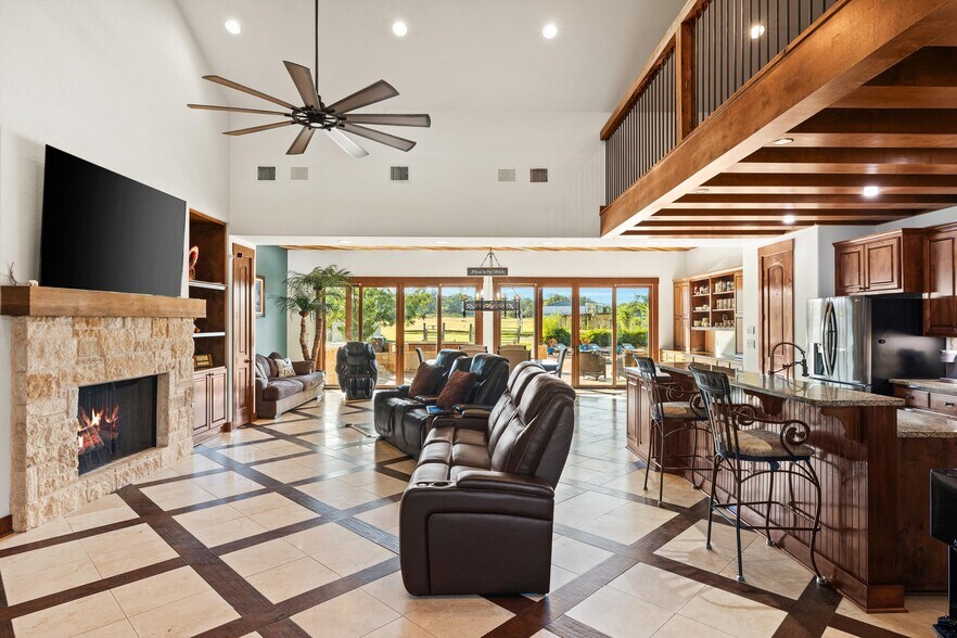 More Photos Of 31300 Ranch Road 12, Dripping Springs Specialty For Sale
