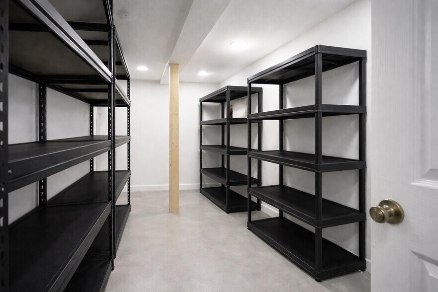 More Photos Of 403 E First St, Trinidad Office For Sale