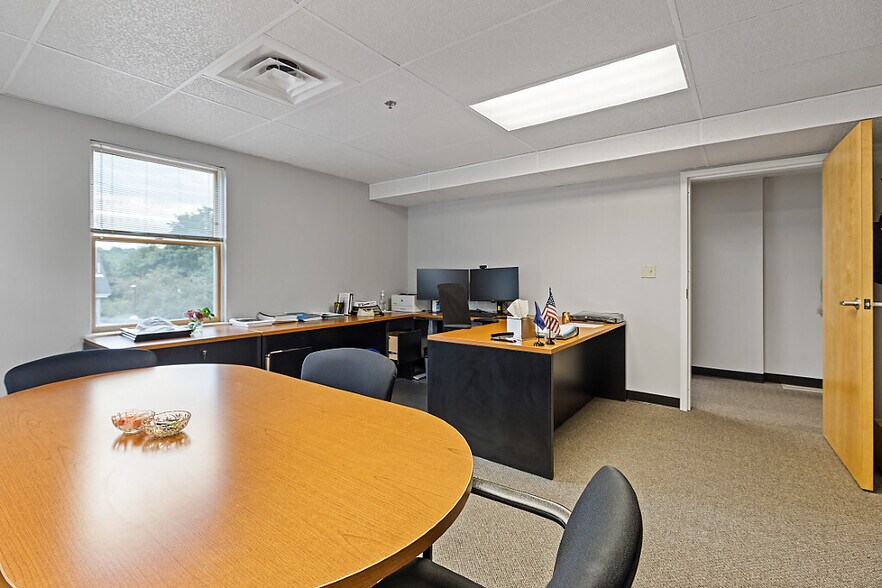 More Photos Of 323 State St, Augusta Office Residential For Sale