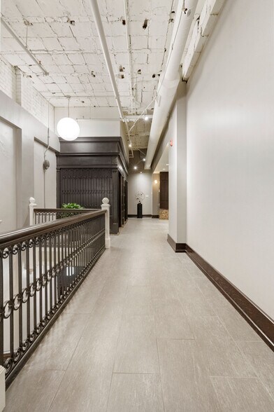 More Photos Of 241 N Pennsylvania St, Indianapolis Loft Creative Space For Sale