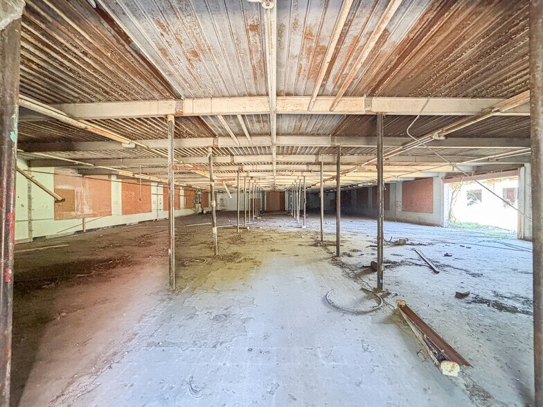 More Photos Of 51 Lashunda Jones Dr, Munford Industrial For Sale