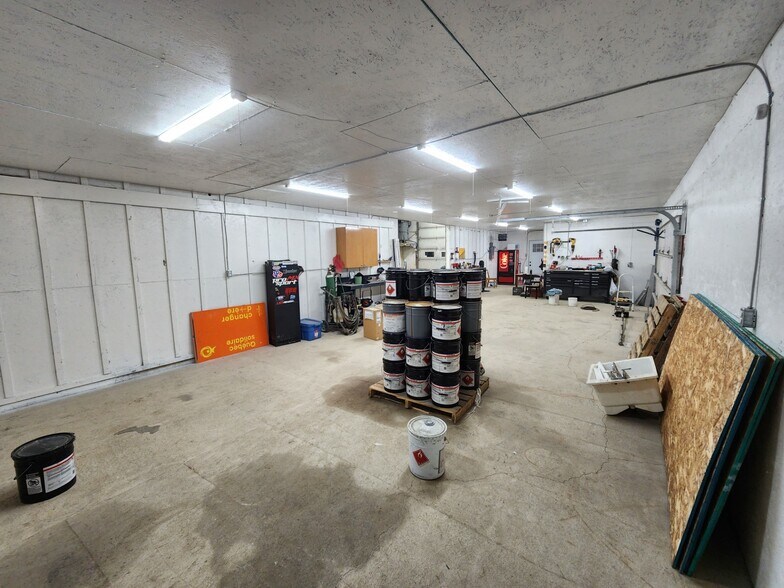 More Photos Of 30 Rte 122, Sainte-clotilde-de-horton Industrial For Sale