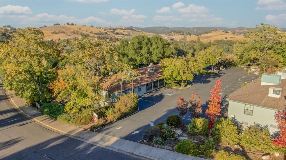 More Photos Of 571 Stanislaus Ave, Angels Camp Office For Sale