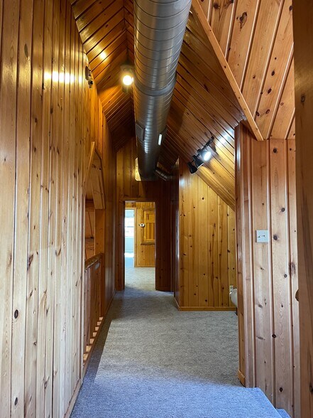 More Photos Of 4225 E Highway 290, Dripping Springs Office For Lease