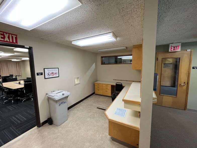 More Photos Of 1200 N 14th Ave, Pasco Medical For Sale