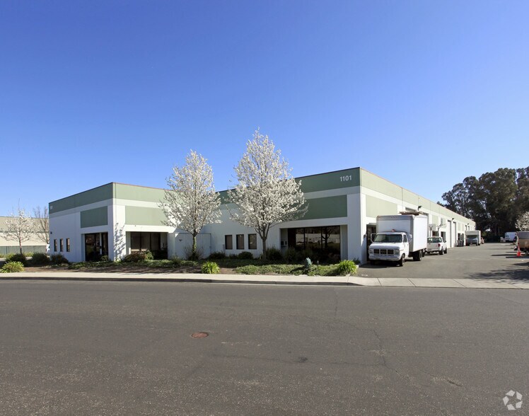 Primary Photo Of 1101 Horizon Dr, Fairfield Manufacturing For Lease