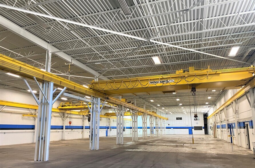 More Photos Of 34480 Commerce Rd, Fraser Warehouse For Lease