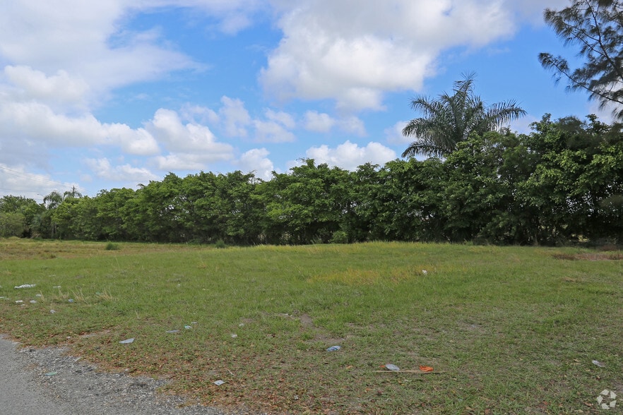 Primary Photo Of 10700 NW 89th Ave, Hialeah Land For Sale