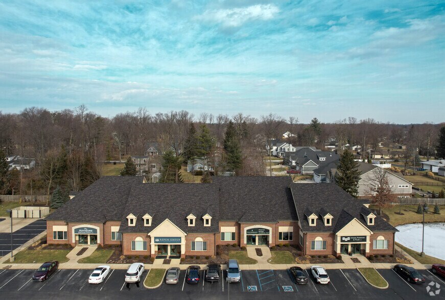 More Photos Of 90 Executive Dr, Carmel Office For Lease