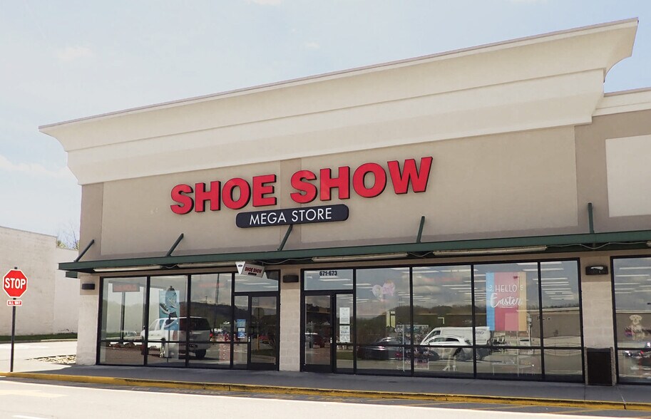 More Photos Of 780 Commonwealth Dr, Norton Unknown For Lease