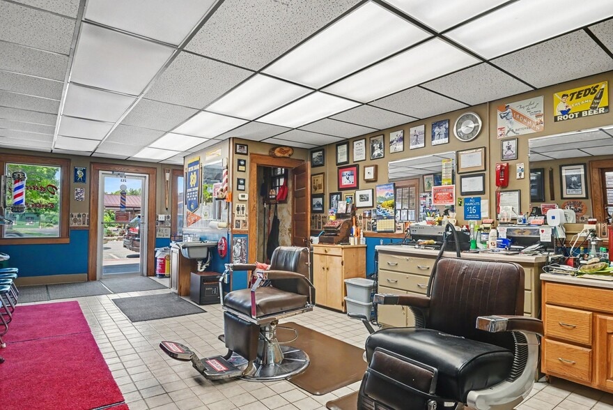 More Photos Of 253 W Monroe St, Bangor General Retail For Sale