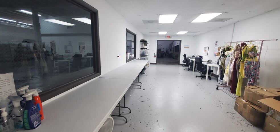 More Photos Of 2100 NW 93rd Ave, Miami Warehouse For Sale