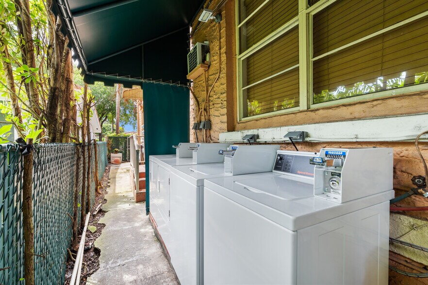 More Photos Of 3409 S Le Jeune Rd, Coral Gables Apartments For Sale