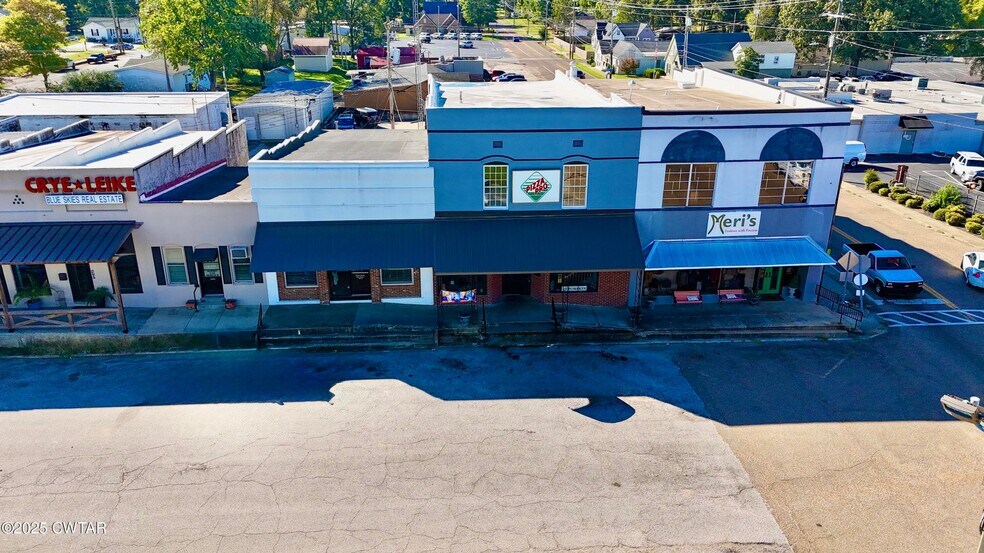 More Photos Of 18 S Court St, Alamo Storefront Retail Residential For Sale