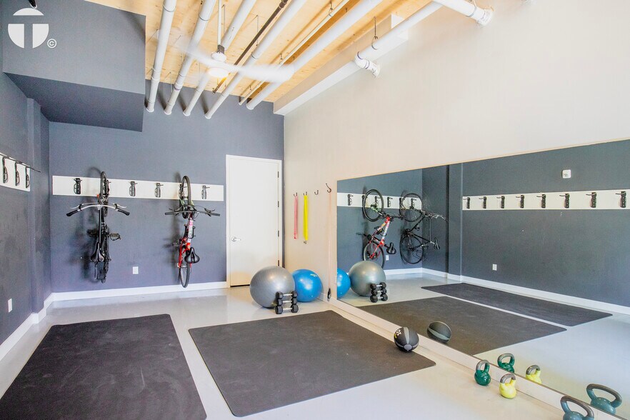 More Photos Of 820 S St, Sacramento Apartments For Sale