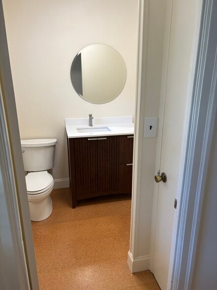 More Photos Of 7719 Germantown Ave, Philadelphia Office Residential For Lease