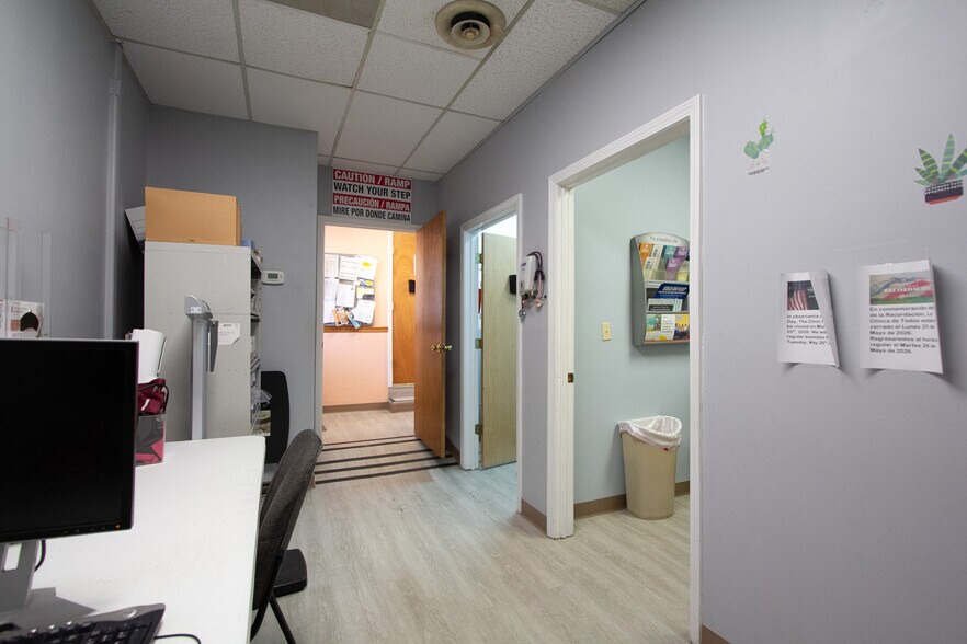 More Photos Of 1795 Washington Rd, East Point Office For Sale