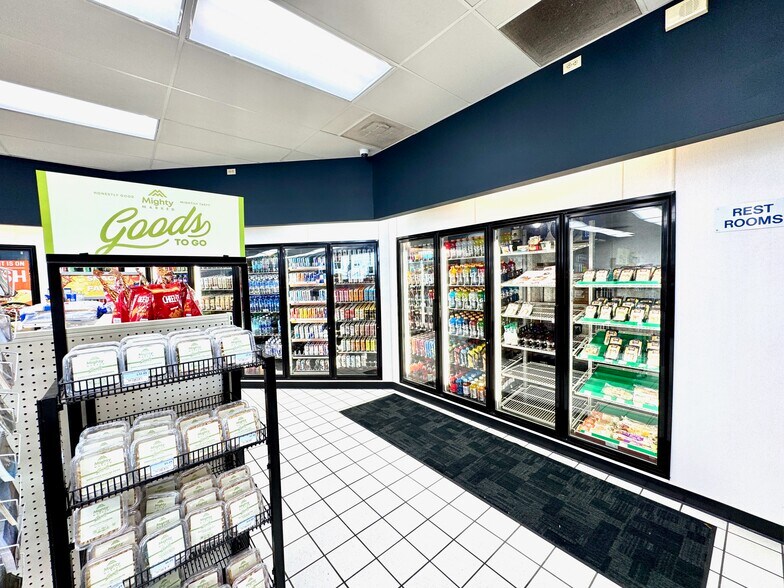 More Photos Of 2490 N Main St, Sheridan Convenience Store For Sale