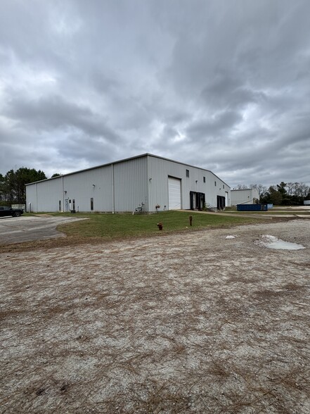 Primary Photo Of 15320 Highway 22 N, Lexington Warehouse For Sale