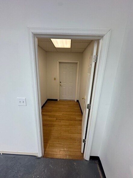 More Photos Of 1611-1613 Union St, Schenectady Storefront Retail Residential For Lease