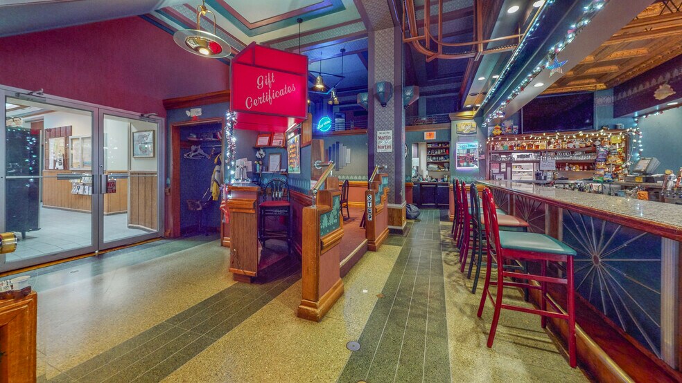 More Photos Of 501 Washington St, Steubenville Restaurant For Sale