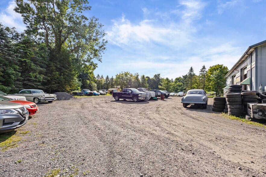 More Photos Of 688 Frey Rd, Macedon General Retail For Sale
