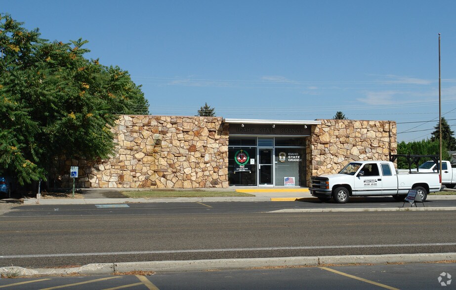 More Photos Of 1524 NW 8th St, Meridian Office For Lease
