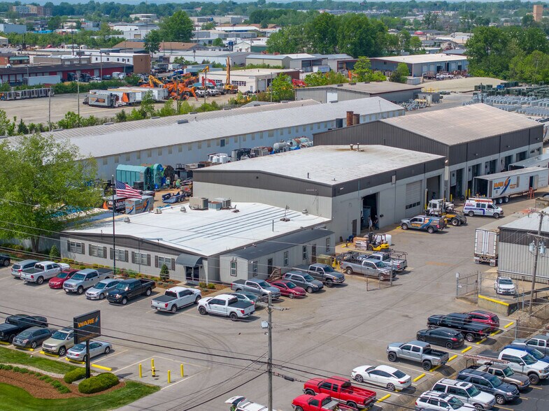 Primary Photo Of 4005 Produce Rd, Louisville Manufacturing For Lease