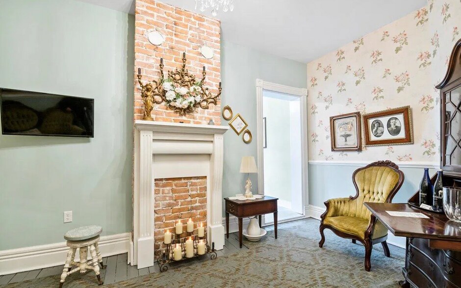 More Photos Of 59 W Main St, Broadalbin Hotel For Sale