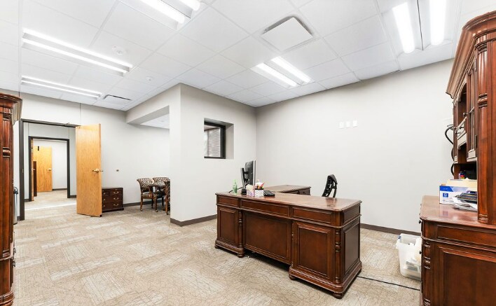 More Photos Of 1607 W Tx-289-loop, Lubbock Medical For Sale