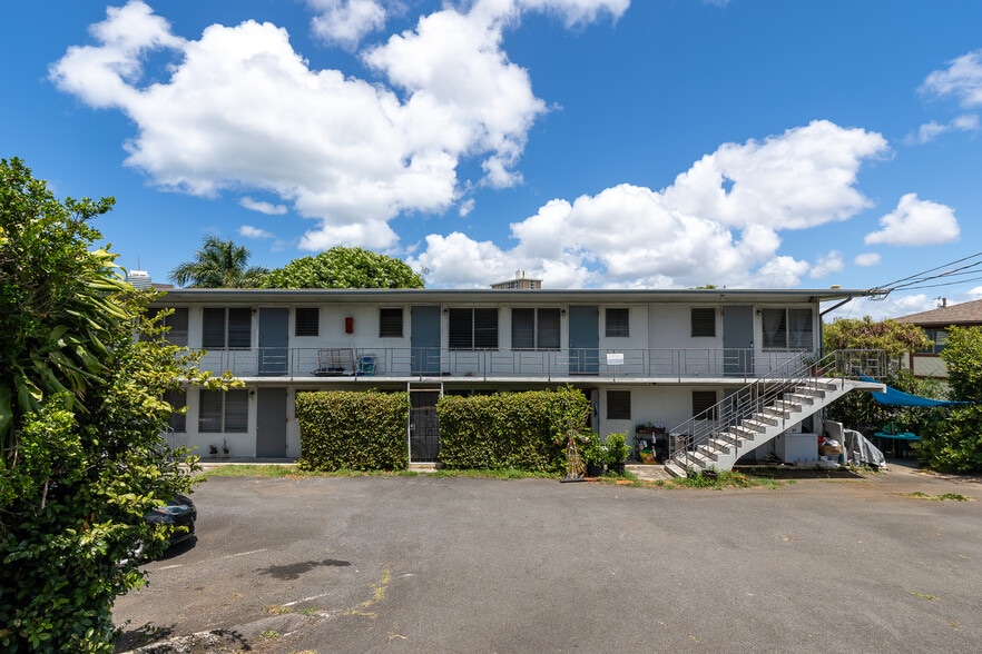 Primary Photo Of 1640 Lusitana St, Honolulu Apartments For Sale