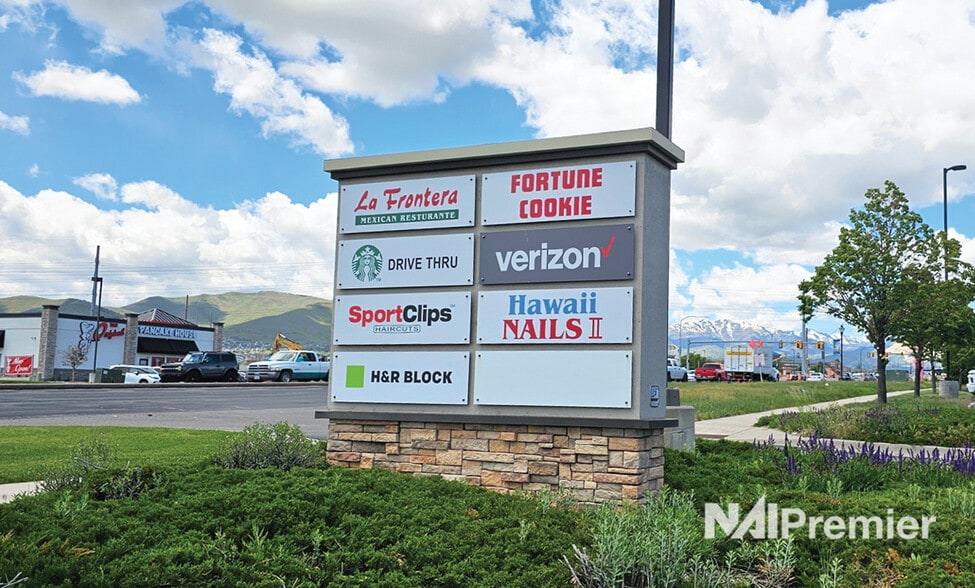 More Photos Of 3728 W 13400 S, Riverton General Retail For Lease