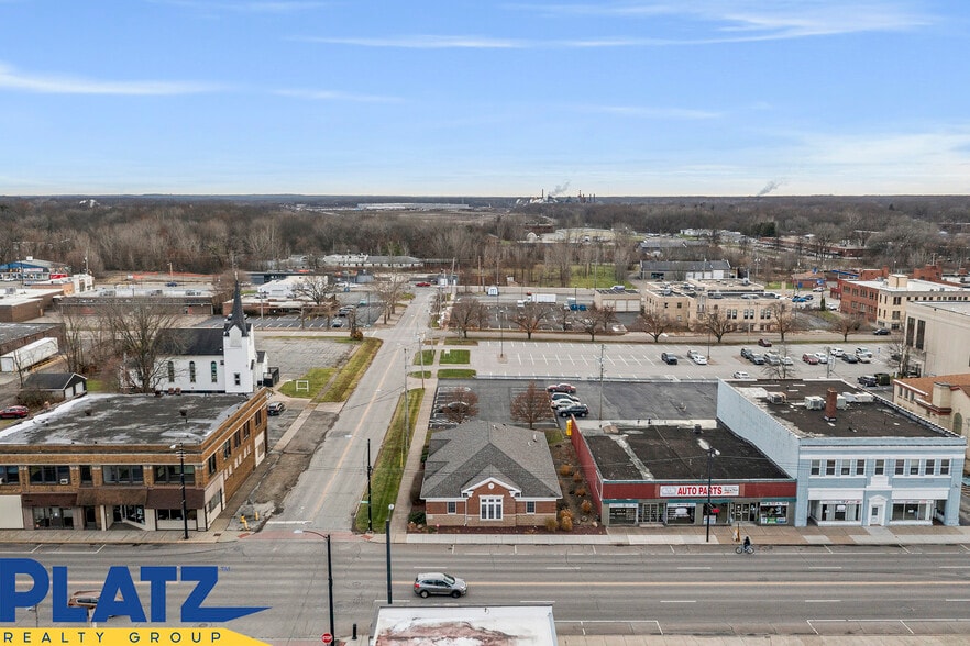 More Photos Of 320 E Market St, Warren Medical For Lease