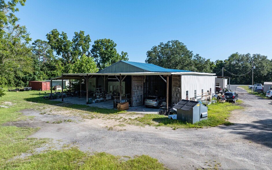 More Photos Of 13508 US HWY 90, Live Oak Industrial For Sale