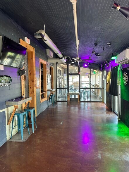 More Photos Of 3228 N Davidson St, Charlotte Restaurant For Lease