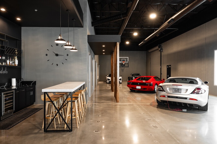 More Photos Of 9550 Research Dr, Irvine Research And Development For Sale