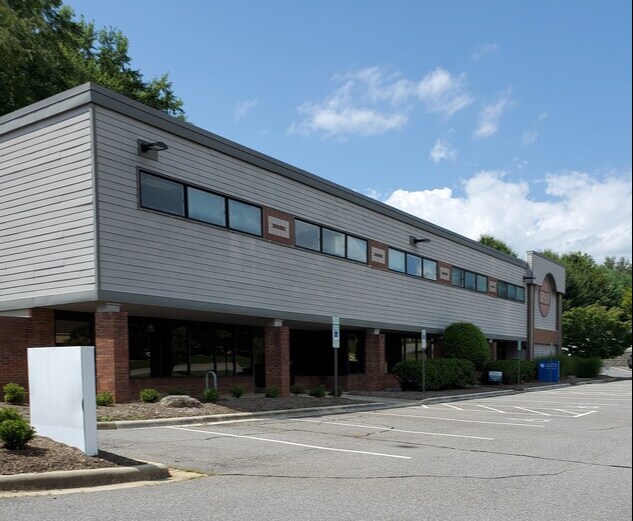 More Photos Of 261 Asheland Ave, Asheville Office For Lease