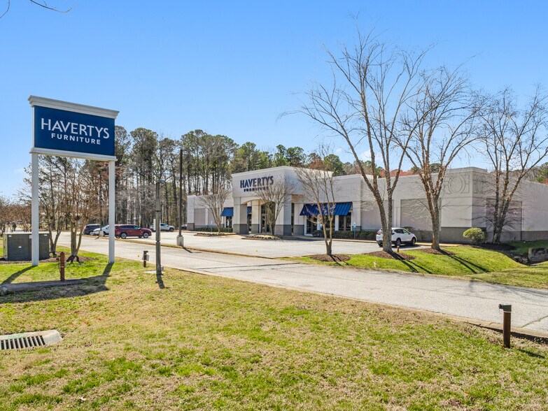 More Photos Of 11871 Jefferson Ave, Newport News Freestanding For Sale