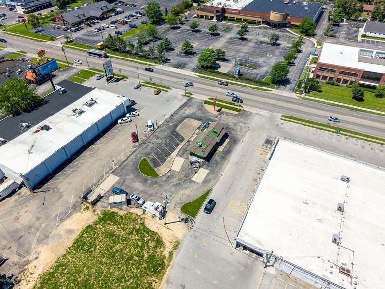 More Photos Of 4825 E Main St, Columbus Fast Food For Sale