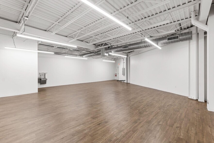 More Photos Of 603 W Oltorf St, Austin Freestanding For Lease
