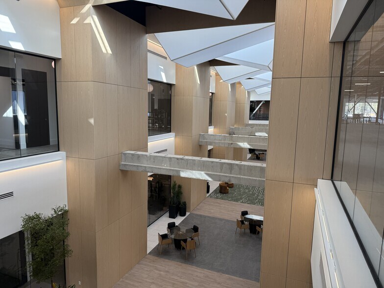 More Photos Of 4835 S Highland Dr, Holladay Office For Lease