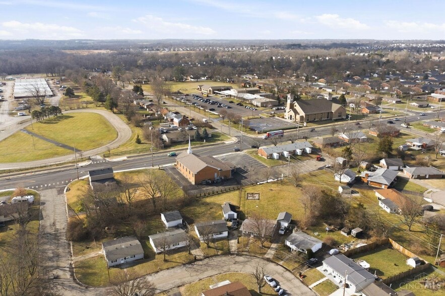 More Photos Of 810 N Broadway St, Lebanon Religious Facility For Sale