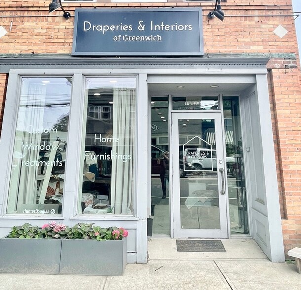 More Photos Of 232-236 Putnam Ave, Cos Cob Storefront Retail Office For Sale