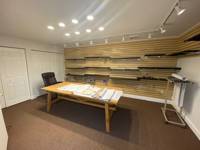 More Photos Of 600 Deer Rd, Cherry Hill Light Distribution For Sale