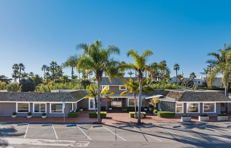 Primary Photo Of 3823 Santa Claus Ln, Carpinteria Restaurant For Sale
