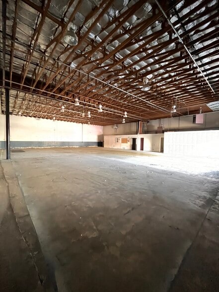 More Photos Of 3905 Fairview Dr, Carson City Distribution For Lease