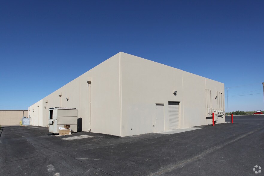 More Photos Of 14696 Montana Ave, El Paso Storefront For Lease